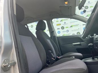 Ford Fusion 1.6 Zetec 5dr