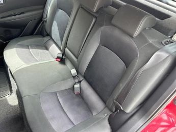 Nissan Qashqai 1.6 Acenta 2WD Euro 5 (s/s) 5dr