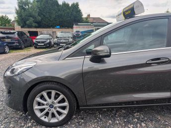 Ford Fiesta 1.0T EcoBoost Titanium Auto Euro 6 (s/s) 5dr