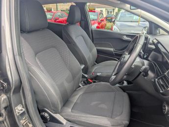 Ford Fiesta 1.0T EcoBoost Titanium Auto Euro 6 (s/s) 5dr