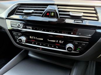 BMW 5 Series 2.0 530e 12kWh M Sport Touring Steptronic xDrive Euro 6 (s/s) 5d