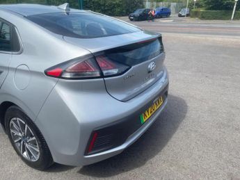 Hyundai IONIQ 38.3kWh Premium Auto 5dr