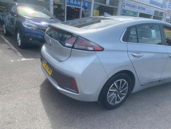 Hyundai IONIQ 38.3kWh Premium Auto 5dr