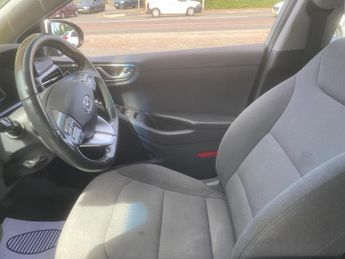 Hyundai IONIQ 38.3kWh Premium Auto 5dr