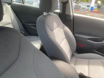 Hyundai IONIQ 38.3kWh Premium Auto 5dr