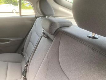 Hyundai IONIQ 38.3kWh Premium Auto 5dr