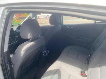Hyundai IONIQ 38.3kWh Premium Auto 5dr