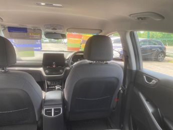 Hyundai IONIQ 38.3kWh Premium Auto 5dr