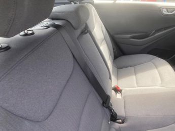 Hyundai IONIQ 38.3kWh Premium Auto 5dr