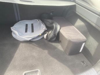 Hyundai IONIQ 38.3kWh Premium Auto 5dr