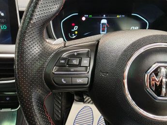 MG MG HS 1.5 T-GDI Exclusive DCT Euro 6 (s/s) 5dr