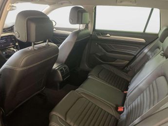 Volkswagen Passat 1.4 TSI 13kWh GTE Estate 5dr Petrol Plug-in Hybrid DSG Euro 6 (s