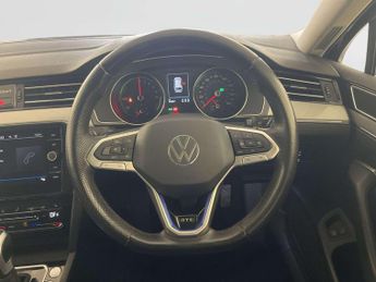 Volkswagen Passat 1.4 TSI 13kWh GTE Estate 5dr Petrol Plug-in Hybrid DSG Euro 6 (s