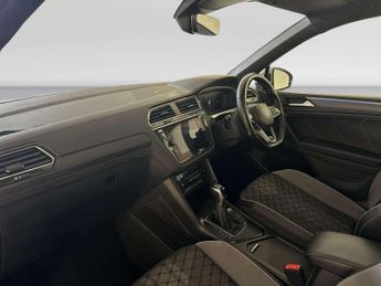 Volkswagen Tiguan 1.5 TSI R-Line SUV 5dr Petrol DSG Euro 6 (s/s) (150 ps)
