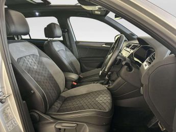 Volkswagen Tiguan 1.5 TSI R-Line SUV 5dr Petrol DSG Euro 6 (s/s) (150 ps)