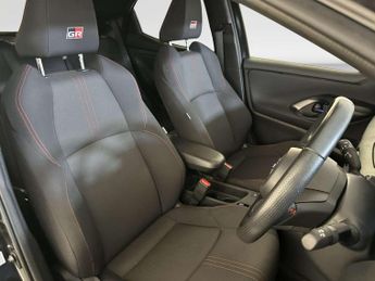 Toyota Yaris 1.5 VVT-h GR SPORT Hatchback 5dr Petrol Hybrid E-CVT Euro 6 (s/s