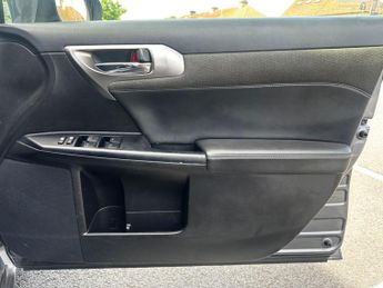 Lexus CT 1.8 200h Advance CVT Euro 6 (s/s) 5dr