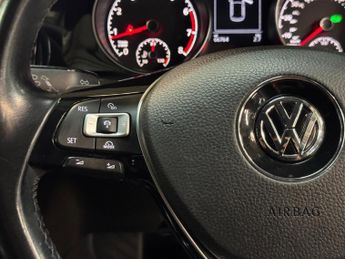 Volkswagen Golf 1.4 TSI BlueMotion Tech ACT GT Hatchback 5dr Petrol DSG Euro 6 (