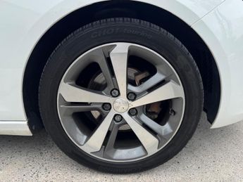 Peugeot 308 1.2 PureTech Allure EAT Euro 6 (s/s) 5dr