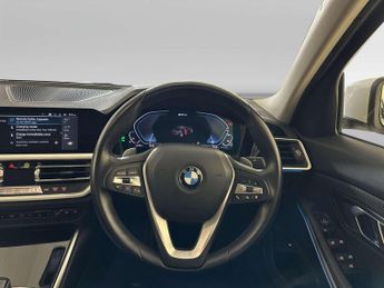 BMW 3 Series 2.0 330e 12kWh SE Pro Saloon 4dr Petrol Plug-in Hybrid Auto Euro