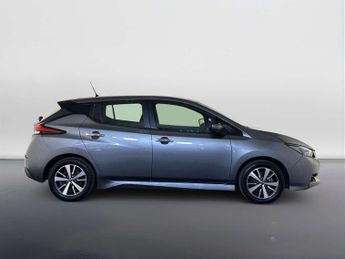 Nissan Leaf 40kWh Acenta Hatchback 5dr Electric Auto (150 ps)