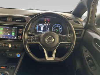 Nissan Leaf 40kWh Acenta Hatchback 5dr Electric Auto (150 ps)