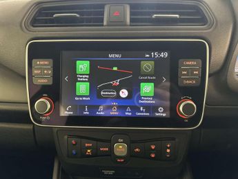 Nissan Leaf 40kWh Acenta Hatchback 5dr Electric Auto (150 ps)