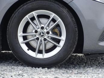 Mercedes-Benz A Class 1.3 A180 SE 7G-DCT Euro 6 (s/s) 5dr