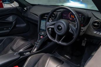 McLaren 720S 4.0T V8 Performance Spider 2dr Petrol SSG Euro 6 (s/s) (720 ps)