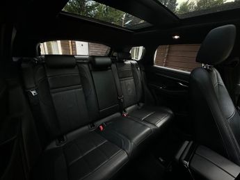 Land Rover Range Rover Evoque 1.5 P300e 12.2kWh R-Dynamic S Auto 4WD Euro 6 (s/s) 5dr