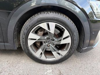 Audi e-tron 50 Sport Auto quattro 5dr 71.2kWh
