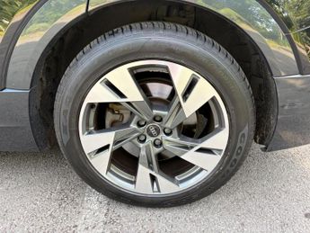 Audi e-tron 50 Sport Auto quattro 5dr 71.2kWh