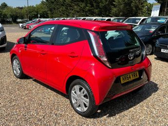 Toyota AYGO 1.0 VVT-i x-pression x-shift Euro 5 5dr Euro 5