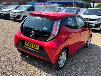 Toyota AYGO 1.0 VVT-i x-pression x-shift Euro 5 5dr Euro 5