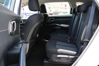Kia Sorento 1.6 h T-GDi 2 Auto AWD Euro 6 (s/s) 5dr