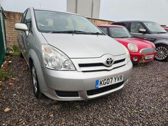 Toyota Corolla Verso 1.8 VVT-i T2 5dr