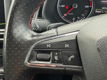 SEAT Leon 2.0 TDI FR Technology DSG Euro 6 (s/s) 5dr