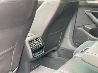 Volkswagen Passat 2.0 TDI GT DSG Euro 6 (s/s) 5dr
