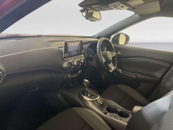Nissan Juke 1.6 N-Connecta SUV 5dr Petrol Hybrid Auto Euro 6 (143 ps)