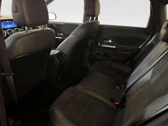 Mercedes-Benz B Class 1.3 B200h MHEV AMG Line (Executive) MPV 5dr Petrol Hybrid 7G-DCT