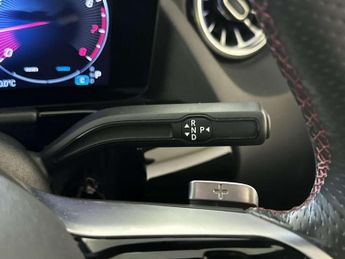 Mercedes-Benz B Class 1.3 B200h MHEV AMG Line (Executive) MPV 5dr Petrol Hybrid 7G-DCT