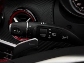 Mercedes-Benz A Class 2.0 A250 AMG (Premium) 7G-DCT Euro 6 (s/s) 5dr