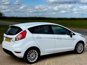 Ford Fiesta 1.0T EcoBoost Titanium Hatchback 5dr Petrol Manual Euro 6 (s/s) 