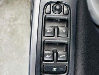 Volvo V60 2.0 D3 R-Design Geartronic Euro 5 5dr