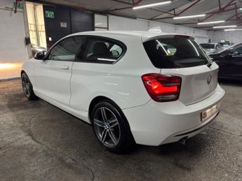 BMW 1 Series 2.0 116d Sport Euro 5 (s/s) 3dr