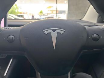 Tesla Model 3 (Dual Motor) Performance Auto 4WDE 4dr (Performance Upgrade)
