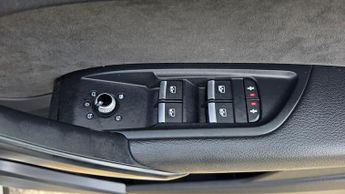 Audi Q5 2.0 TDI 40 S line S Tronic quattro Euro 6 (s/s) 5dr