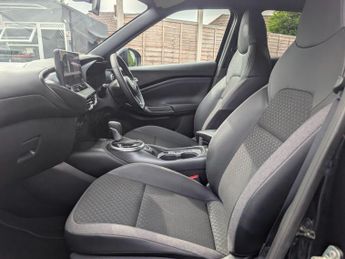 Nissan Juke 1.6 N-Connecta Auto Euro 6 5dr