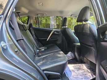 Toyota RAV4 2.0 V-Matic Excel SUV 5dr Petrol CVT 4WD Euro 6 (s/s) (151 ps)