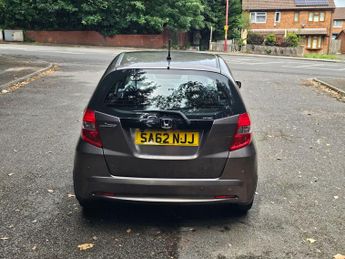 Honda Jazz 1.4 i-VTEC ES Hatchback 5dr Petrol CVT Euro 5 (99 ps)